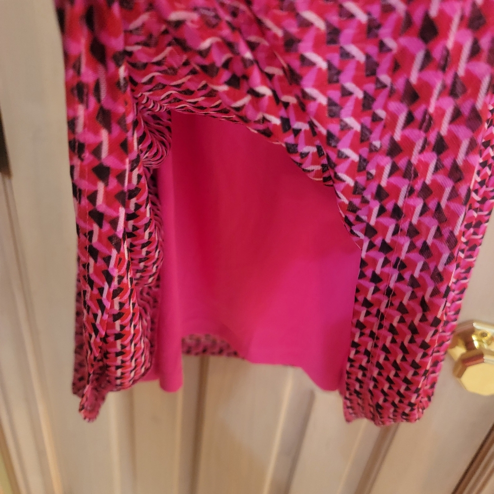 Womens Plus Sz 2X Halogen Sleeveless Hot Pink And Black Geometric Shirt - Picture 3 of 6